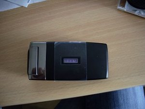 携帯電話。 携帯電話。